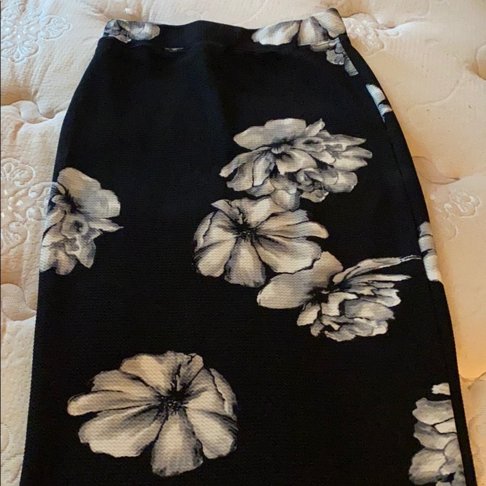 Black, white, gray pencil skirt